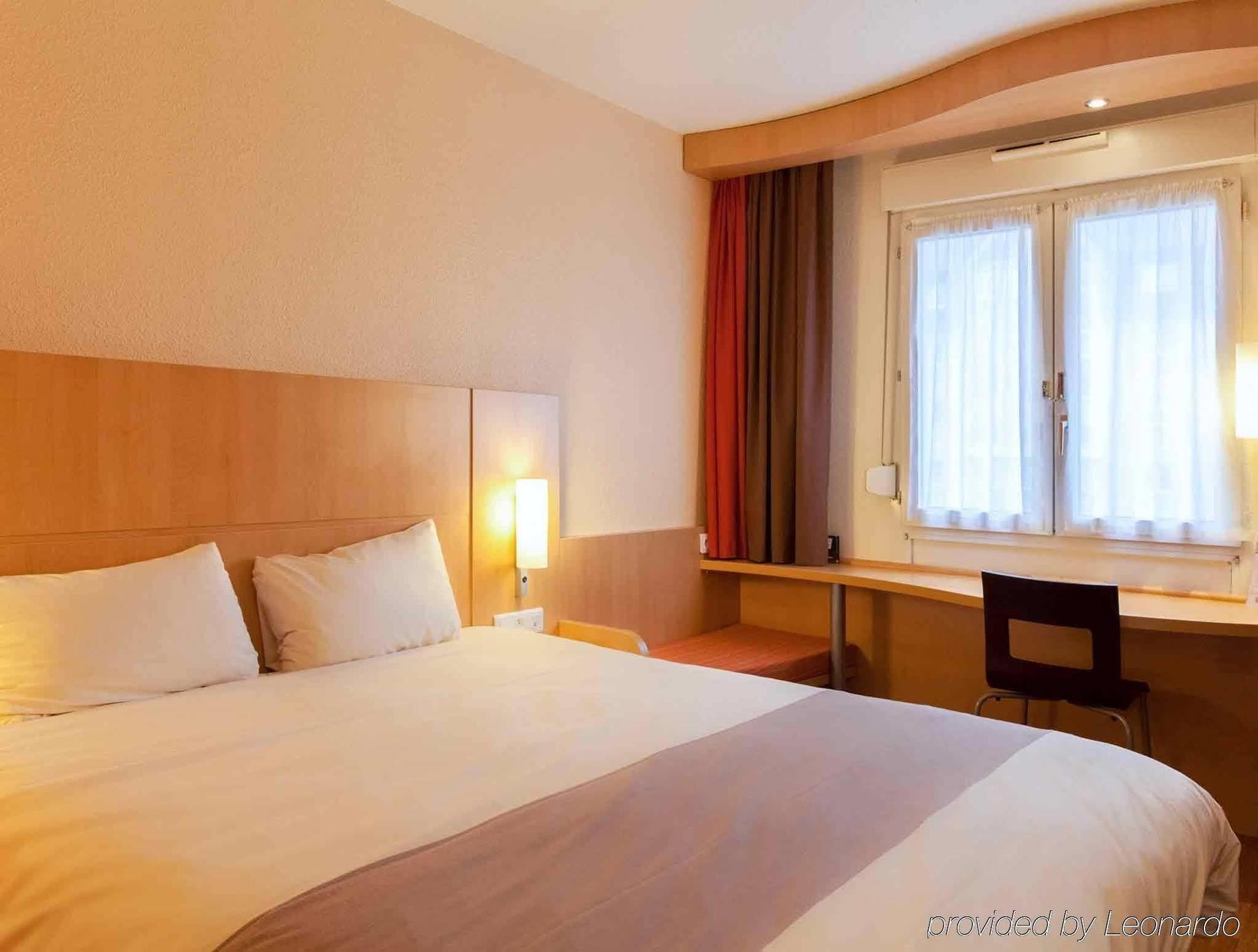 Hotel Ibis Alençon Exteriér fotografie